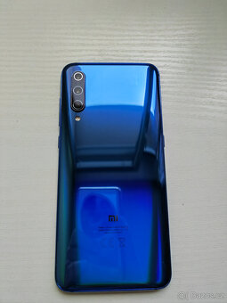 Xiaomi Mi 9 6 / 128 GB Ocean Blue - 11