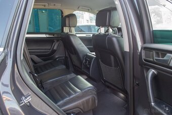 Volkswagen Touareg 2 3.0 V6 TDI 240k 4Motion - 11