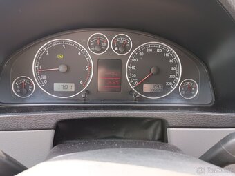 VW T5 Multivan 2,5TDi 128kW Highline 2005 NEHAVAROVANÝ - 11