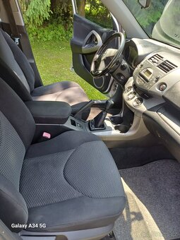 Toyota Rav4 - 11