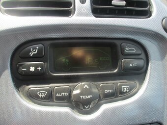 Citroën Xsara Picasso 1.8i - 11