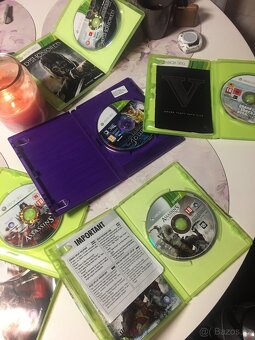 Prodám XBOX360 plus KINECT - 11