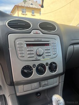Ford Focus - 11