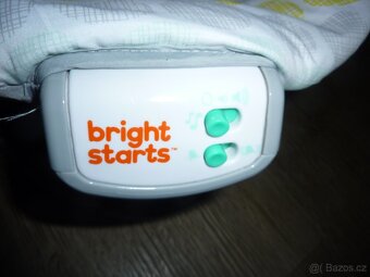 Bright Starts Lehátko vibrující s melodií - 11
