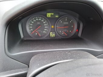 Volvo V 50 2.0 Diesel 100kw Kombi Automat Klima/Na opravu//. - 11