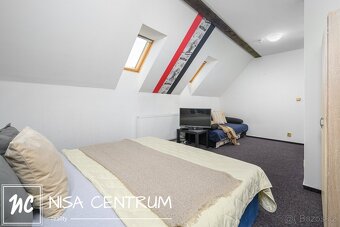 Prodej penzionu s restaurací 272 m2 v centru Jablonného v Po - 11