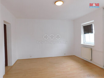 Pronájem bytu 2+1, 57 m², Aš, ul. Vladivostocká - 11
