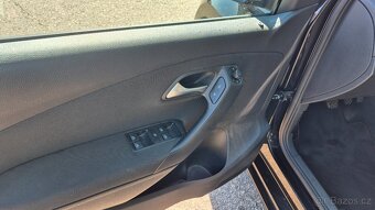VW Polo 1.4 16V 2010 Comfortline - 11