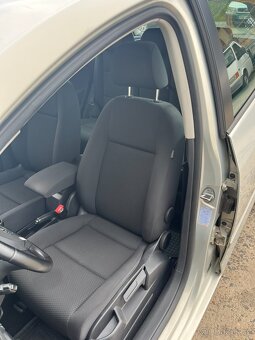 Volkswagen Golf Plus 1.2 TSI Trendline TOP - 11