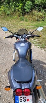 Aprilia Tuono 1000R - 11
