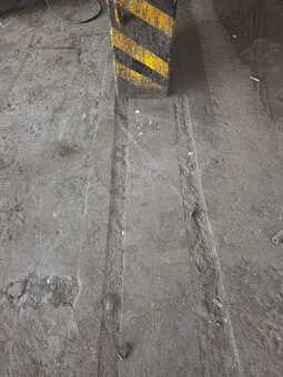 Portálový jeřáb 2t - 11