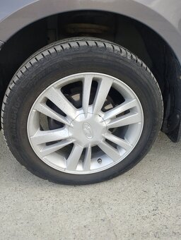 Lada Vesta 1,6 benzin - 11