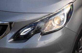 Peugeot 2008 1.2 PureTech Style - 11