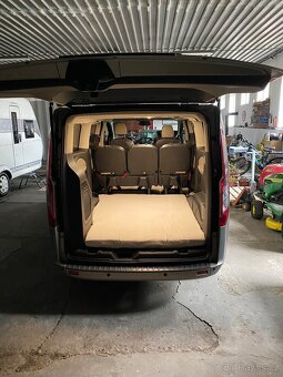 FORD Tourneo Custom 2,2 TDCi 114 kw - 11