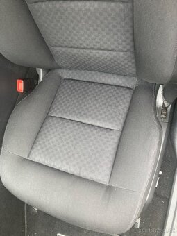 Mercedes E200 CDI - 11