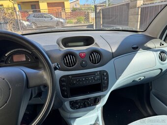 Citroen C3 1,4 i  54KW  2003 po STK - 11