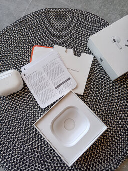 Apple Airpods 4 - 11