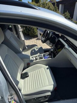 Volkswagen Passat - 11