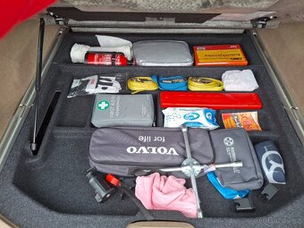 Prodám Volvo XC70 2,4 D5 AWD MY 2007 - 11