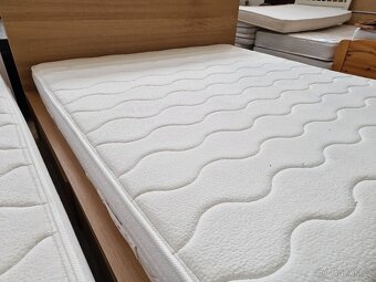 Postel ikea včetně šuplíku 180x200 výška 65 cm - 11