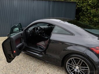 Audi TT 2.0 TDI S-LINE QUATTRO - 11
