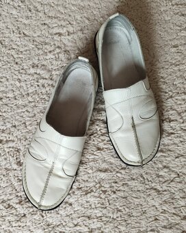 Dámské kožené mokasíny, polobotky, bílé, vel. 39, Baťa - 11