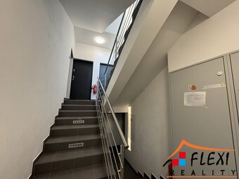 Pronájem moderního bytu 2+kk s parkovacím stáním, 51m2, Slez - 11