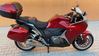 Honda vfr 1200f Jen 20 000 km - 11