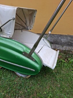 Starožitný kočárek pro panenky Helvetia - 11