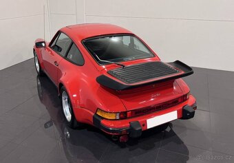 Porsche 911 SC z roku 1983 - 11
