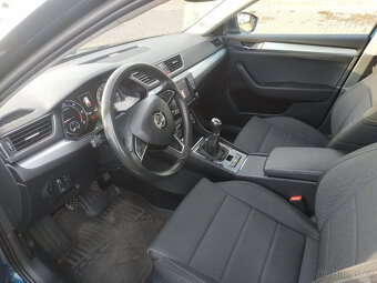 Škoda Superb combi 2,0 TDi - 11