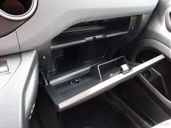 Peugeot Partner 1.6 BLUE HDI - 11