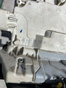 Díly Audi A4 B7 - 11