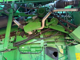 Sklízecí mlátička John Deere S670i Hillmaster - 11