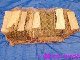 Štípané palivové dřevo pytlované - měkké / tvrdé (25 - 33cm) - 11