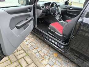 Focus 1,6 16V - 11