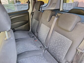 Opel Combo 1.3 CDTi - 11