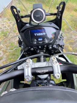 Triumph tiger 800 xcx - 11