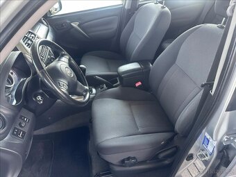 Toyota RAV4 2.0 110kW 2005 135551km 4x4 BEZ KOROZE - 11