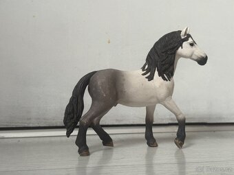Schleich - 11