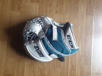 prodává se komplet.výstroj pro gól.-kon - 11