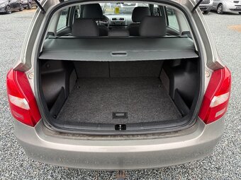 Škoda Fabia Combi 1.6i 16V - 11