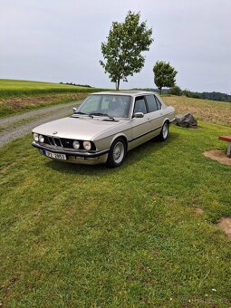 Bmw e28 525e - 11