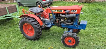 Traktor včetně vleku - 11