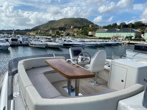 Motorová jachta Azimut 50 Magellano - 11