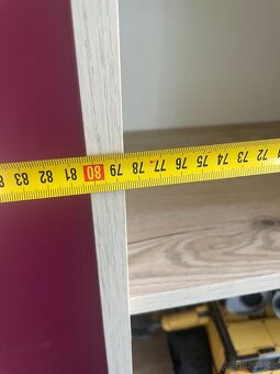 Skříně z dětského pokoje - 11