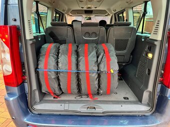 Peugeot Expert Tepee 2.0HDI 100Kw L2 - 8.míst - 11