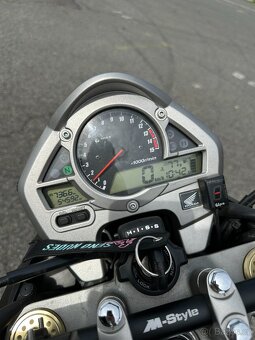 HONDA HORNET CB600F - 11