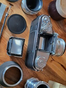 EXAKTA VAREX IIa +TESSAR 50/2.8 a 40/4.5 +TELEMEGOR 180/5.5 - 11