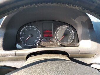 Volkswagen Touran 1.4 TSi-6 rychlostí. - 11